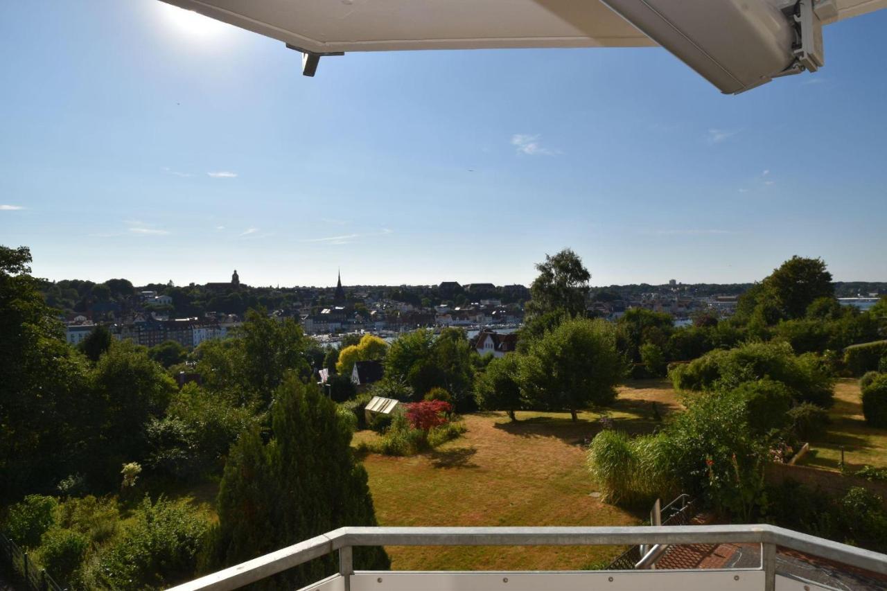 Fewo1846 - Foerdeview - Luxurioese Wohnung Mit 2 Schlafzimmern Und Balkon Mit Hafenblick Flensburg Bagian luar foto